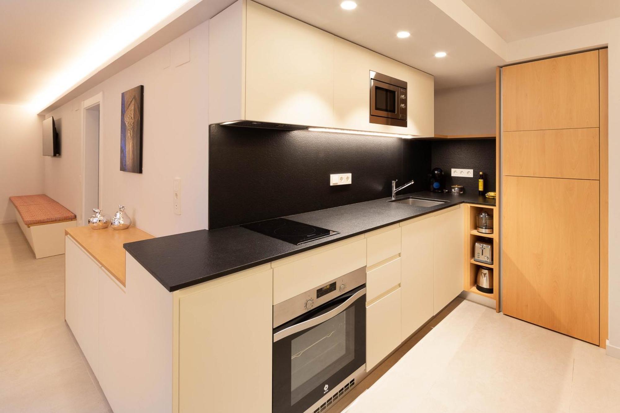 C&C Apartments Figueres  Kültér fotó